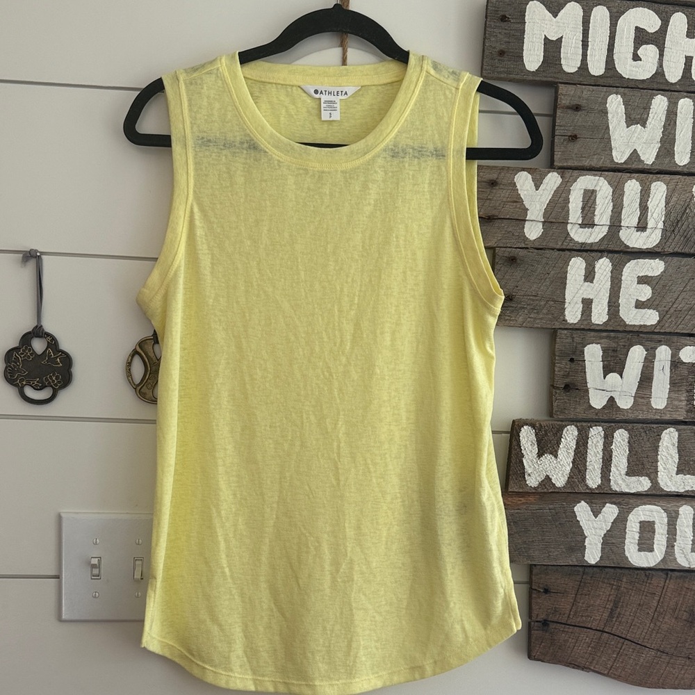 NWOT Athleta Breezy tank size small